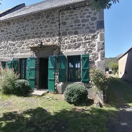 Holiday home L'auvergnate *