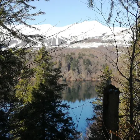Holiday home L'auvergnate Chambon-sur-Lac