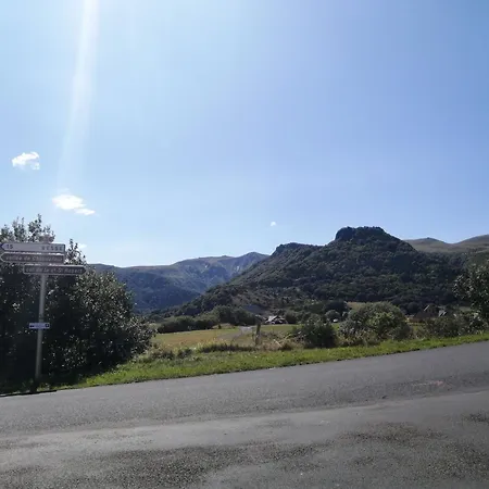 Holiday home L'auvergnate *